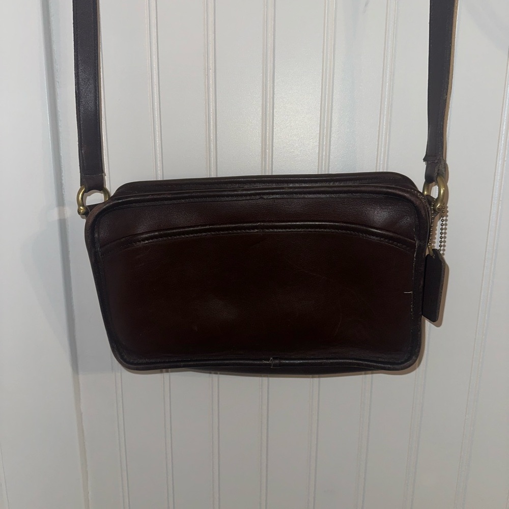 Vintage coach crossbody
